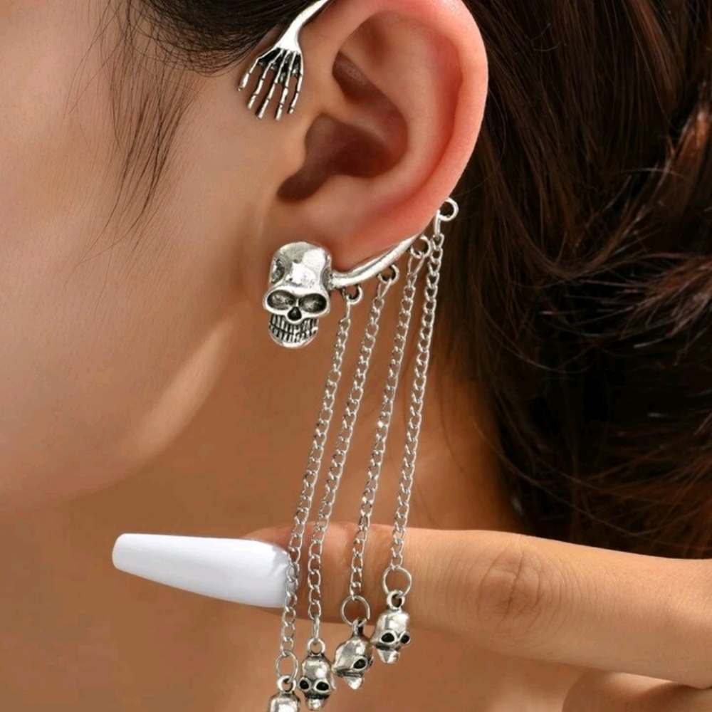 Skull dangle earring cuff